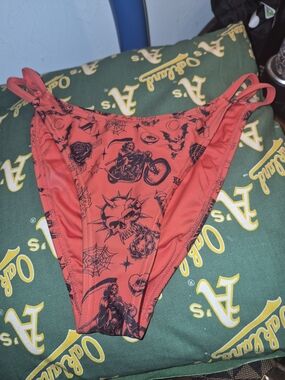 Women’s Red Graphic One-Piece Swimsuit